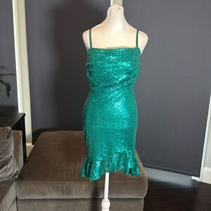 Women’s Green Fully Sequined Short Party Dress Ruffle Hem Corset Back Size 8 NEW
